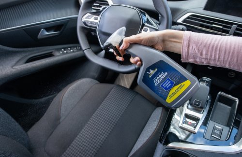 Очисник текстильних поверхонь Michelin Fabric Cleaner, 650мл (W31425) (шт.)